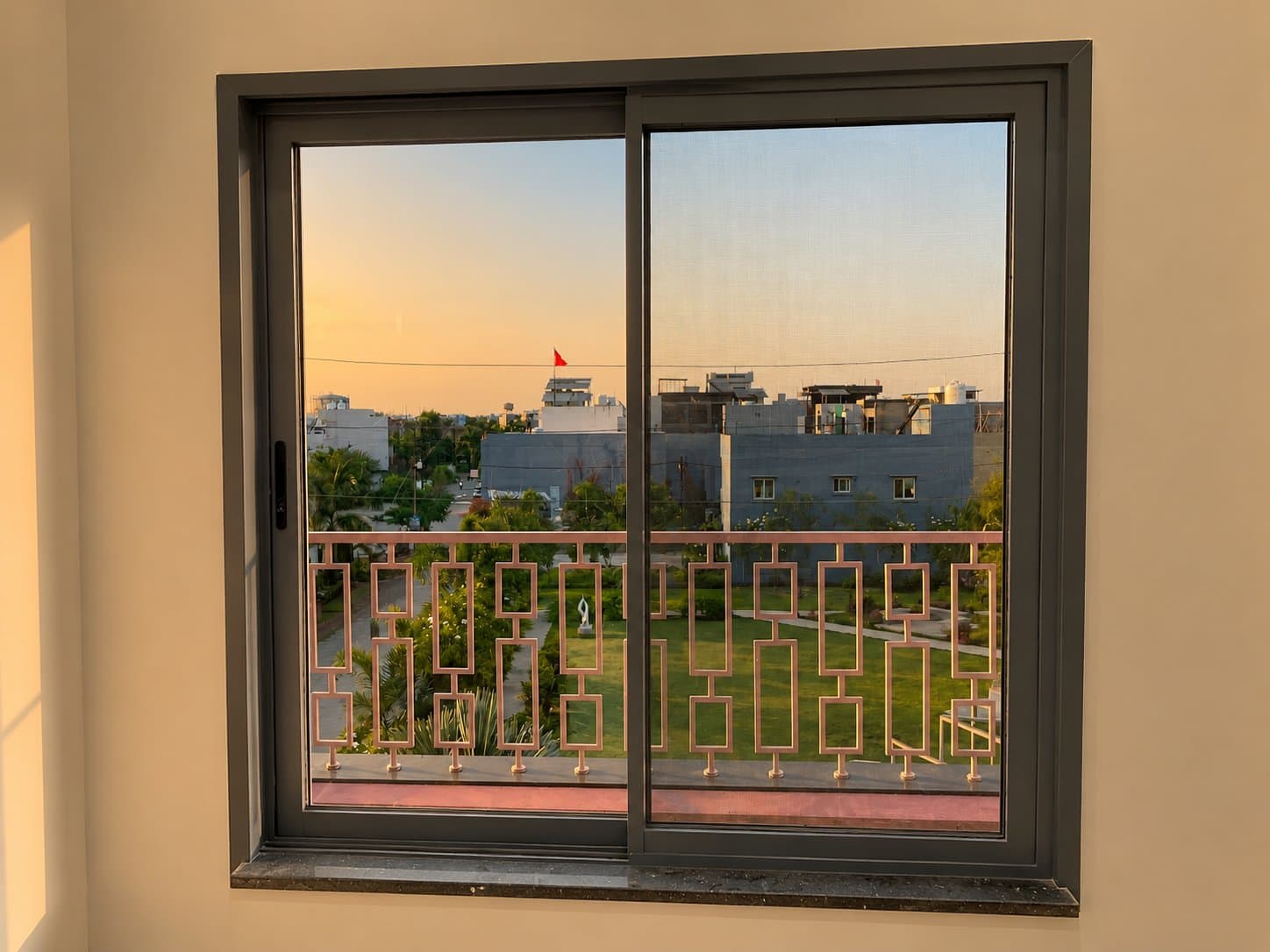 Gulf System Sliding window